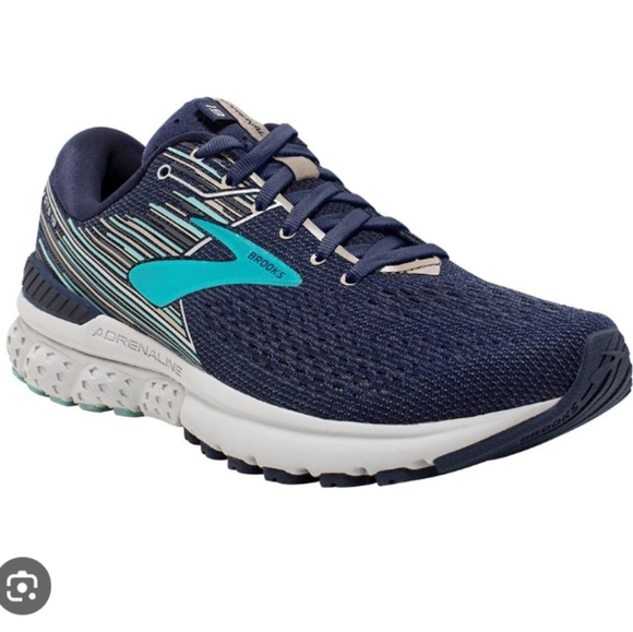 Brooks Shoes - 🏃‍♂️ Brooks Running sneakers 🏃‍♂️